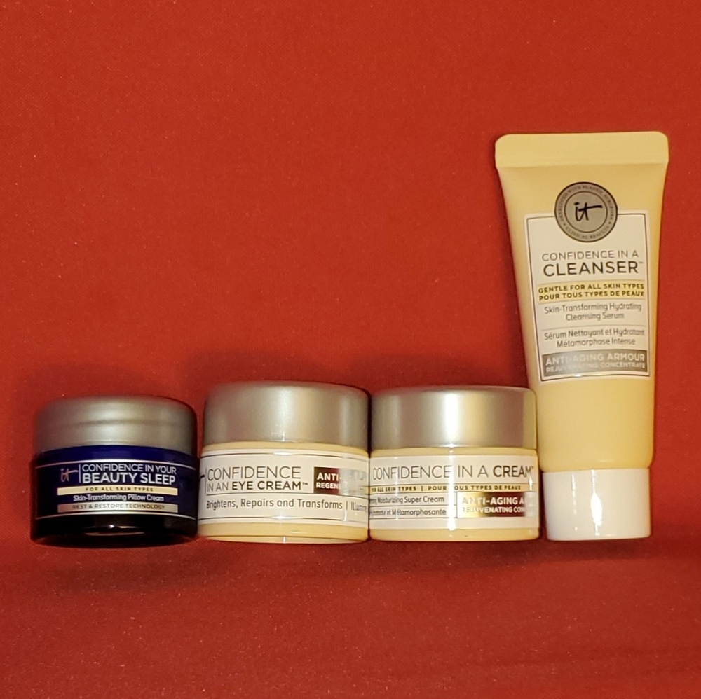 NEW 4pc IT Cosmetics Confidence Anti-Aging Bundle